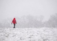 英国降雪：英国气象局发布最新预报称，英国12月将遭遇霜冻